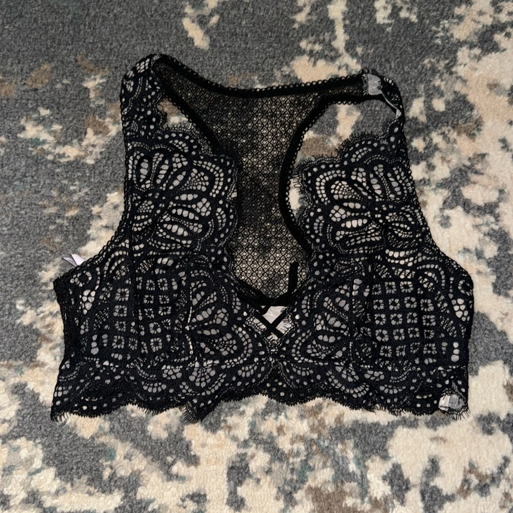 Victoria’s Secret size MD bralette